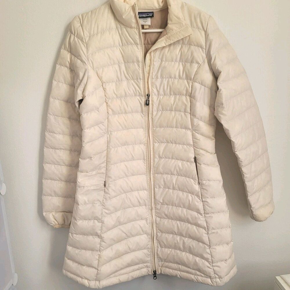 Patagonia Womens Small Beige Quilted Full Zip Down Puffer Jacket Size S